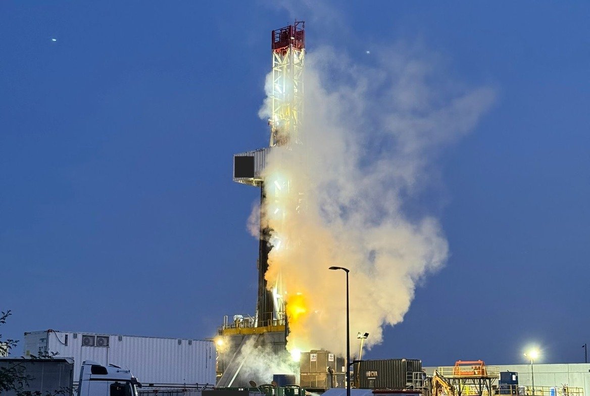 Drilling rig on test — I.06 chapter splash
